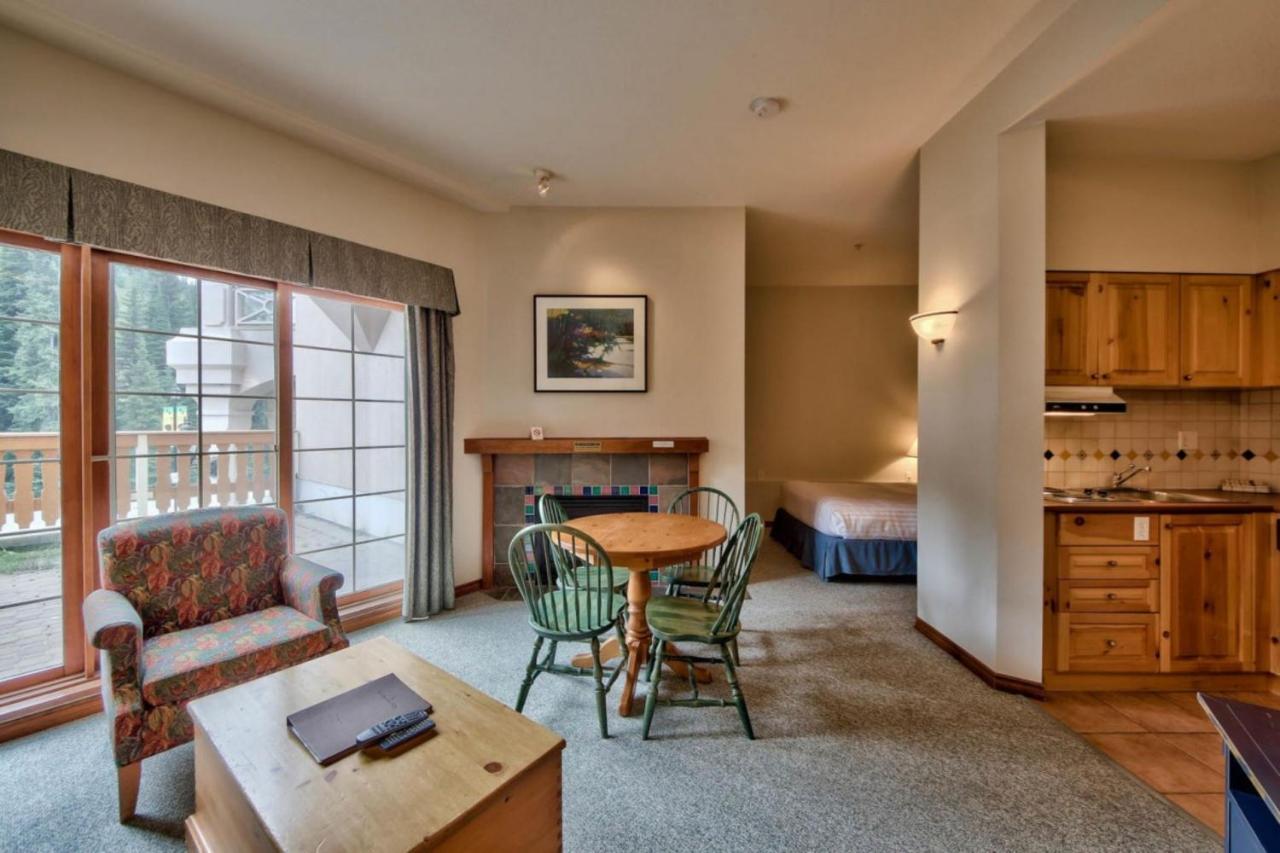 Hearthstone Lodge And Hotel By Bear Country Sun Peaks Luaran gambar